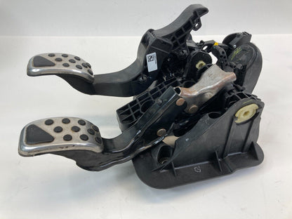 12-19 Fiat 500 1.4L Manual Brake Stop & Clutch Foot Pedal Assembly P68324962AB