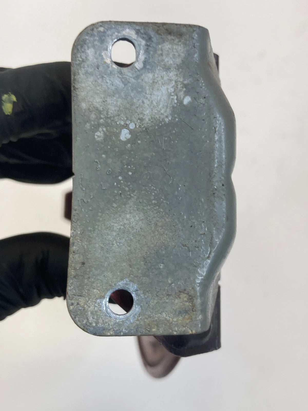 2005-2007 MERCURY MARINER FORD ESCAPE FUEL FILLER DOOR GAS LID COVER G2 OEM