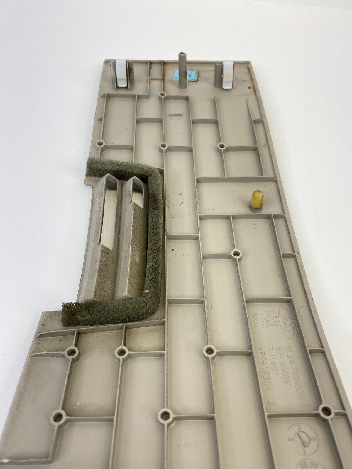 2006-2010 Ford Explorer Dash Instrumen Panel Lower Bezel Panel Trim 6L247804609A