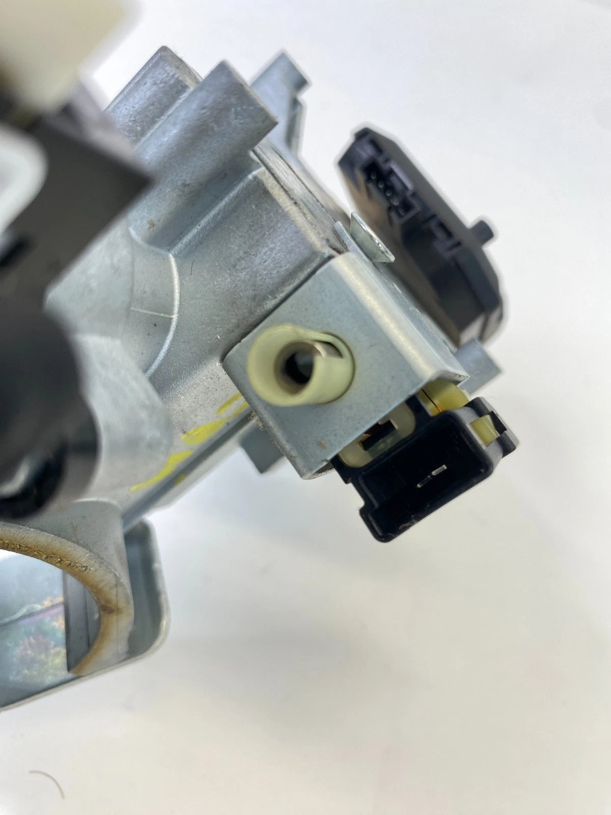 2009-2017 CHEVROLET TRAVERSE IGNITION SWITCH LOCK CYLINDER WITH KEY OEM 22756010
