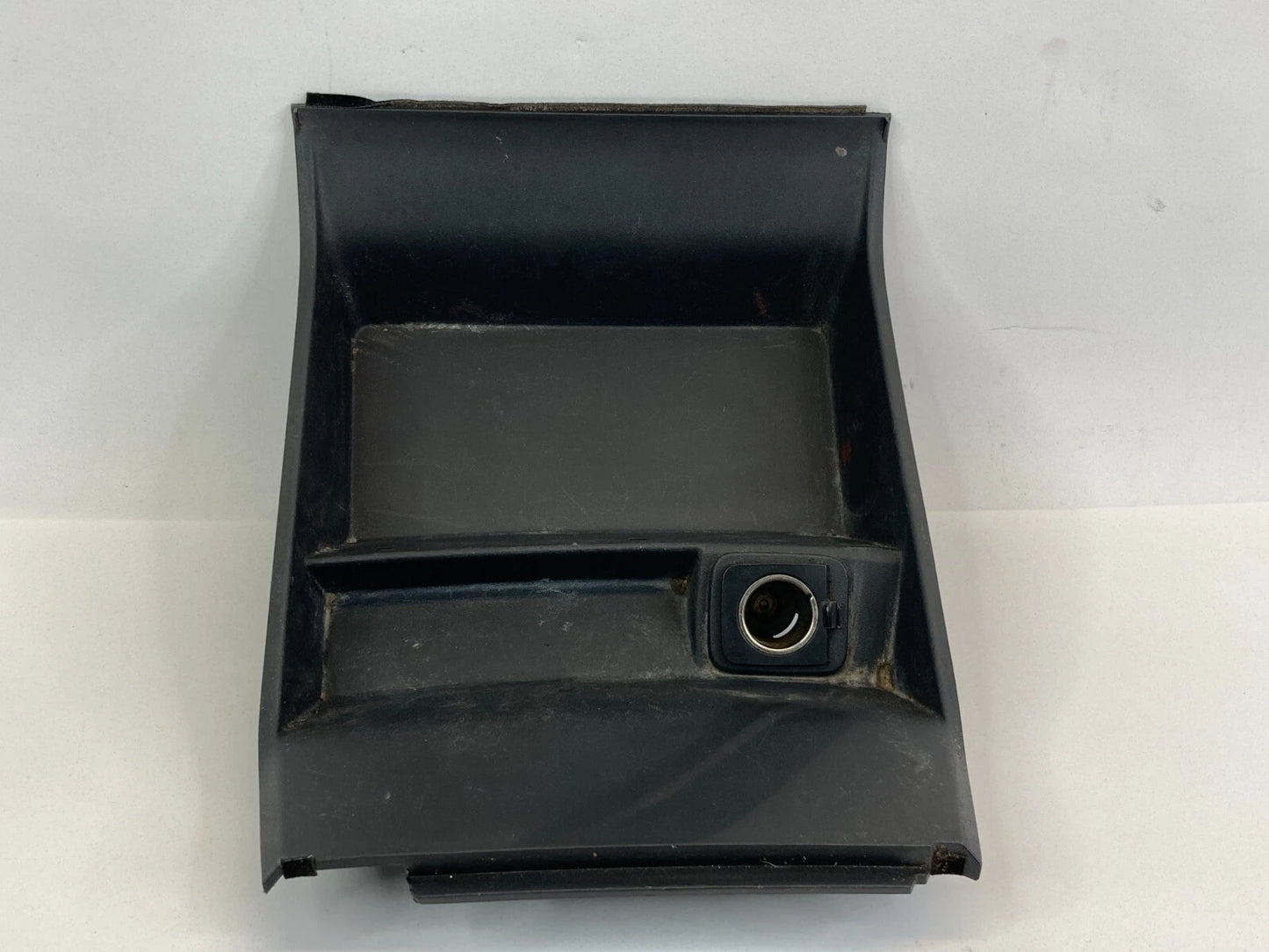 2013-2016 FORD FUSION CENTER CONSOLE STORAGE BIN TRAY TRIM COVER W/POWER OUTLET