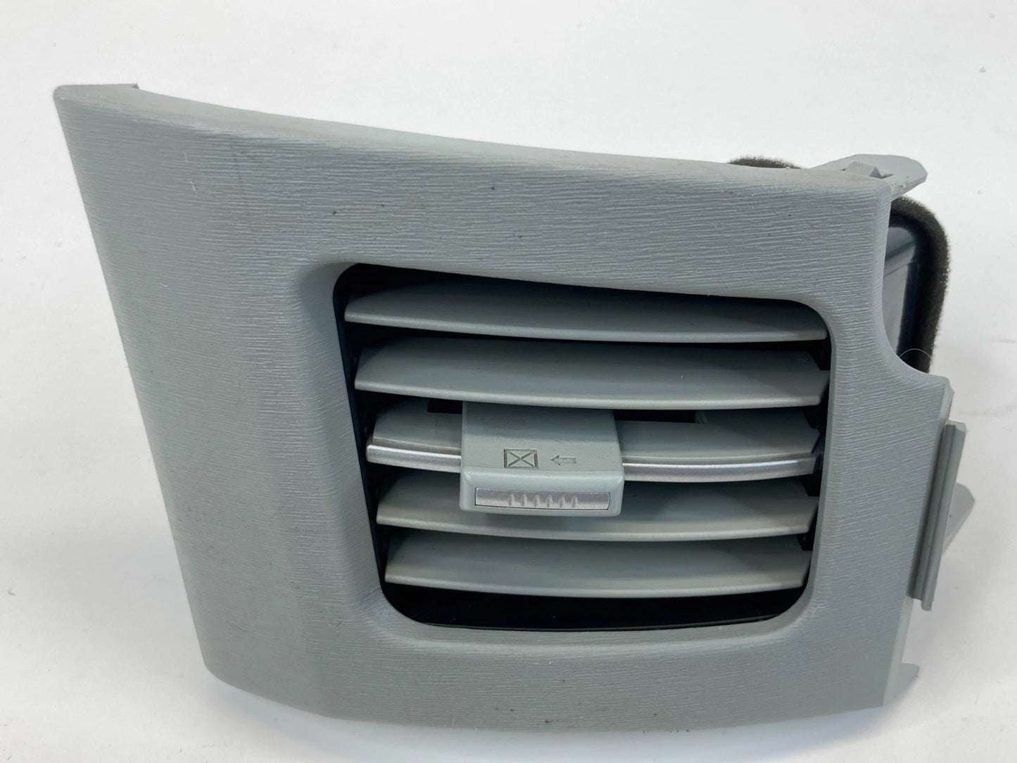 2010-2015 TOYOTA PRIUS DASH AC VENT GRILLE OUTLET PANEL FRONT RH OEM 55662-47030