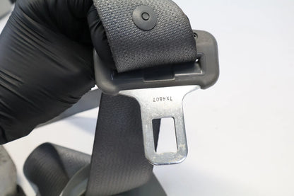 2011-2014 TOYOTA SIENNA REAR LEFT DRIVER 2ND ROW SEAT BELT RETRACTOR 2431596 OEM