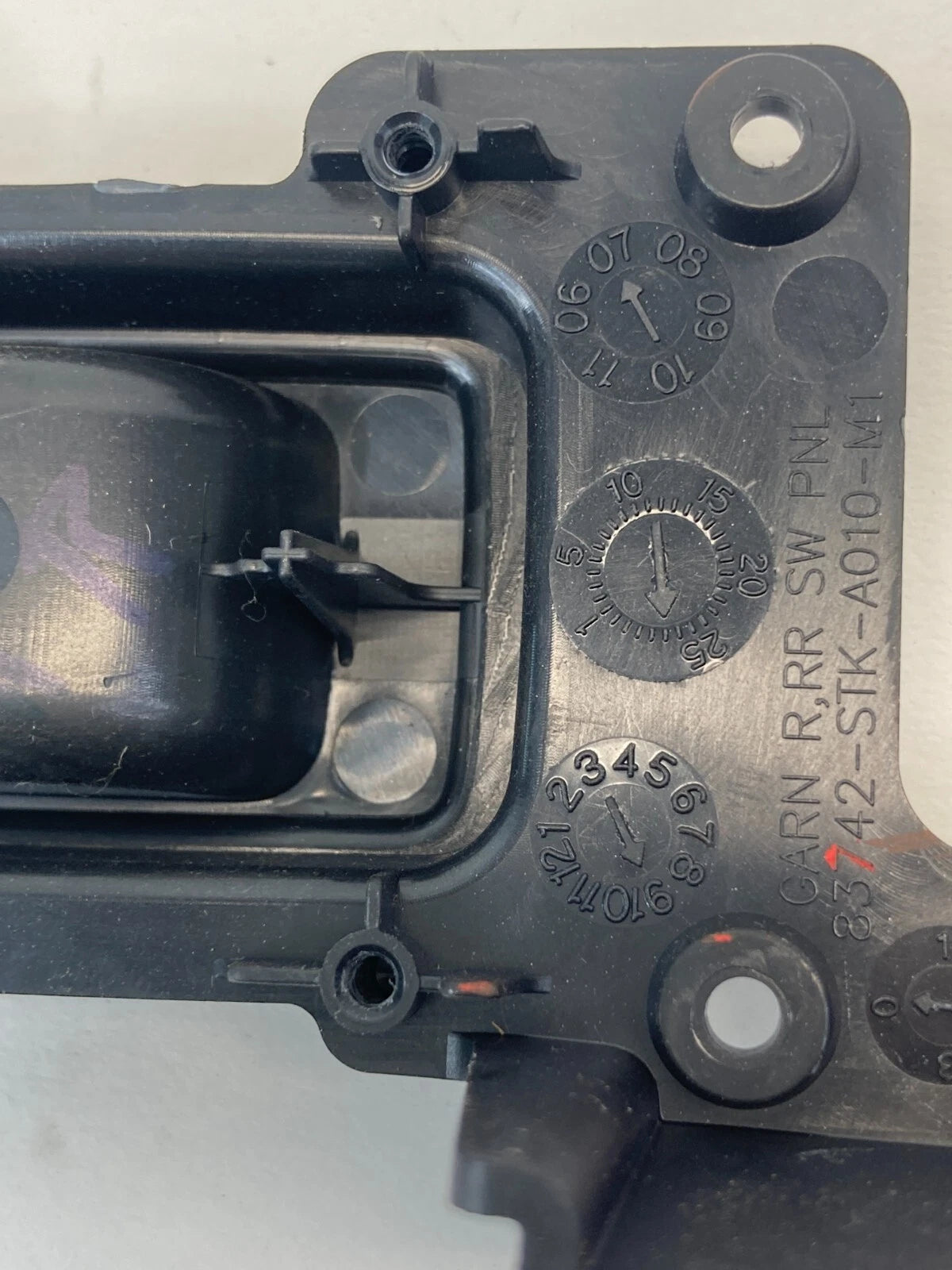 2007-2012 ACURA RDX FRONT RIGHT DOOR WINDOW SWITCH PANEL BASE 83742-STK-A010-M1