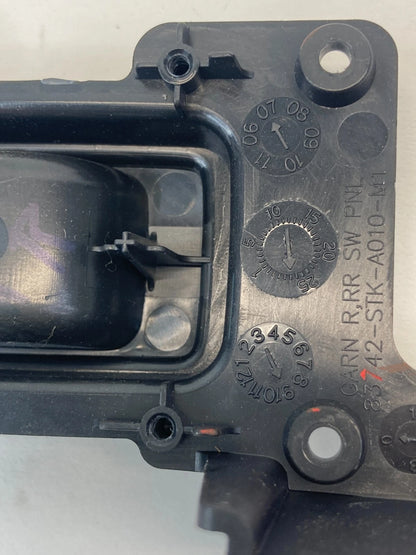 2007-2012 ACURA RDX FRONT RIGHT DOOR WINDOW SWITCH PANEL BASE 83742-STK-A010-M1