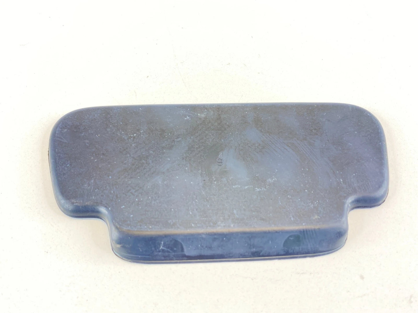2007-2010 HYUNDAI ELANTRA SEDAN DASHBOARD STORAGE COMPARTMENT INSERT RUBBER MAT