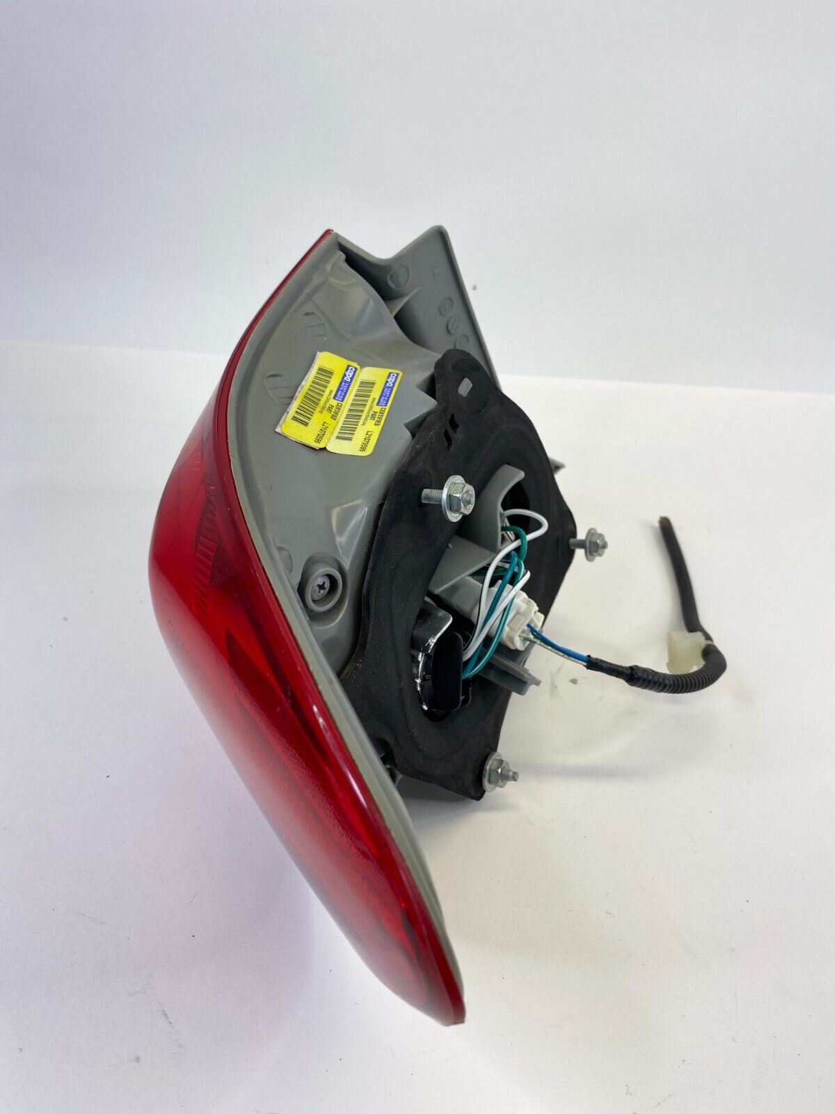 2009 2010 Toyota Corolla Rear Right Outer Tail Light Taillight Lamp Aftermarket