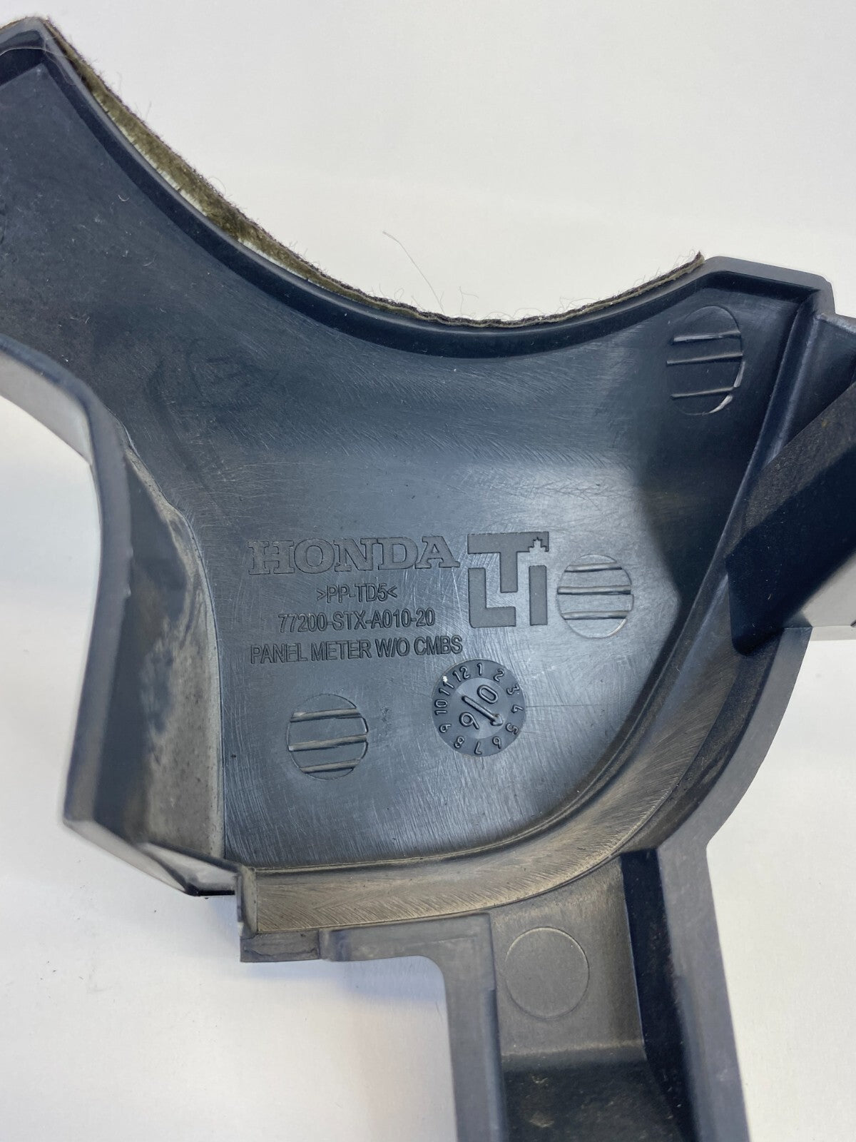 07-09 Acura MDX Dash Speedomer Cluster Visor Meter Bezel Trim 77200STXA01020 OEM