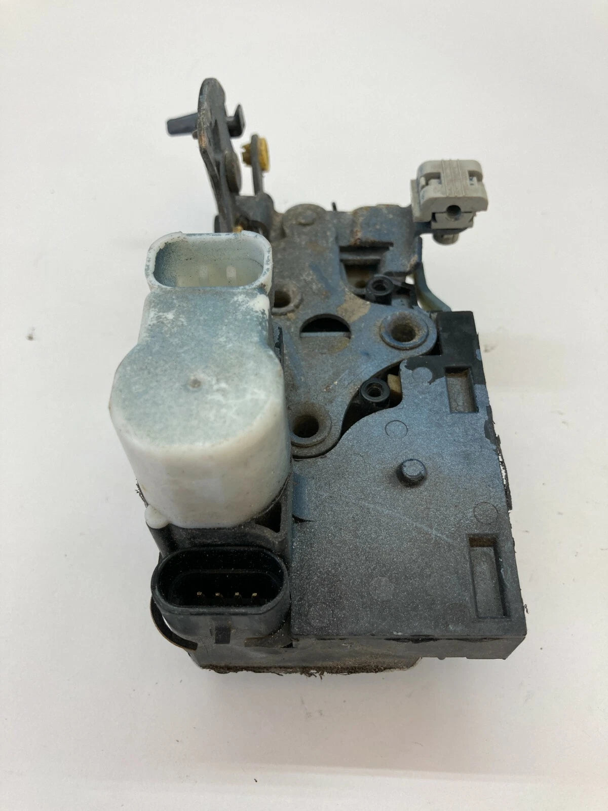 97 98 99 00 01 02 03 CHEVY MALIBU REAR RIGHT SIDE DOOR LOCK LATCH ACTUATOR OEM