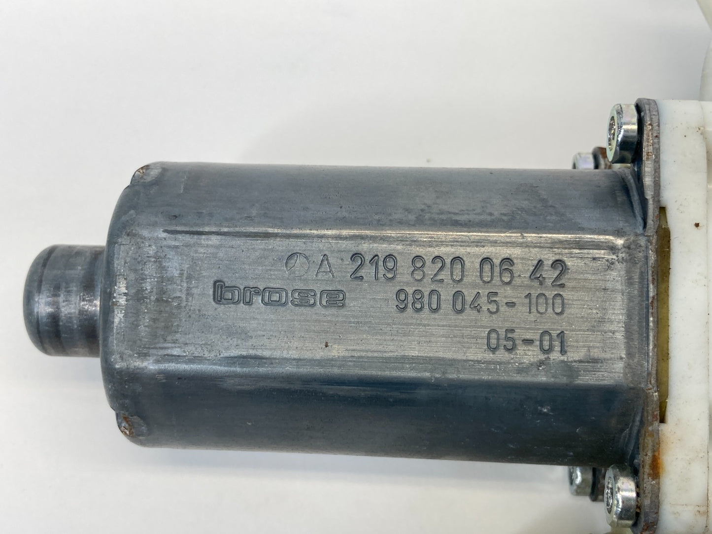 2006 Mercedes-Benz CLS500 Rear Right Side Door Power Window Motor 219-820-06-42