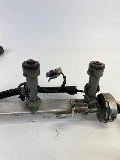 2006-2008 PONTIAC G6 2.4L FWD ENGINE FUEL INJECTOR INJECTION RAIL AN1970200040