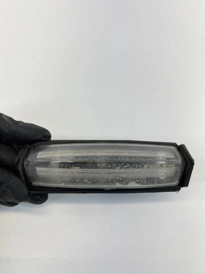 2004-2010 TOYOTA SIENNA HATCH LIFTGATE TAILGATE LICENSE PLATE LIGHT LAMP ASSY