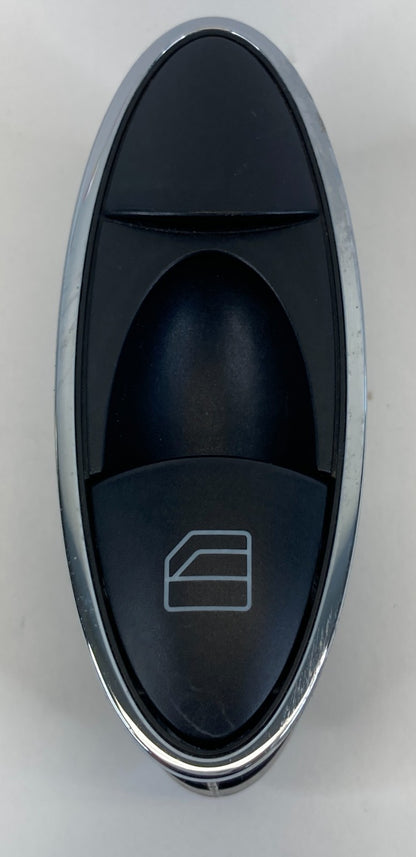 2006 Mercedes-Benz CLS500 Front Right Door Power Window Switch 211-821-13-51