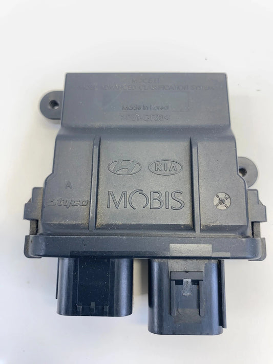2010-2013 KIA FORTE FRONT RIGHT SEAT OCCUPANT OCCUPANCY MODULE SENSOR 889501M500
