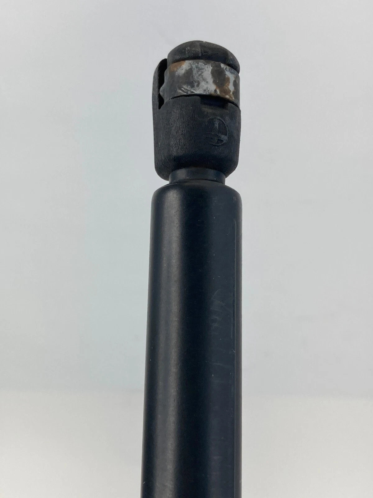 1998-2008 VOLKSWAGEN BEETLE TRUNK LIFT SUPPORT STRUT SHOCK ARM PAIR SET