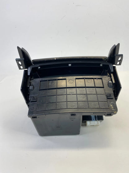 2011-2013 HYUNDAI ELANTRA AUTOMATIC SHIFTER TRIM BEZEL PANEL 84680-3X100 OEM