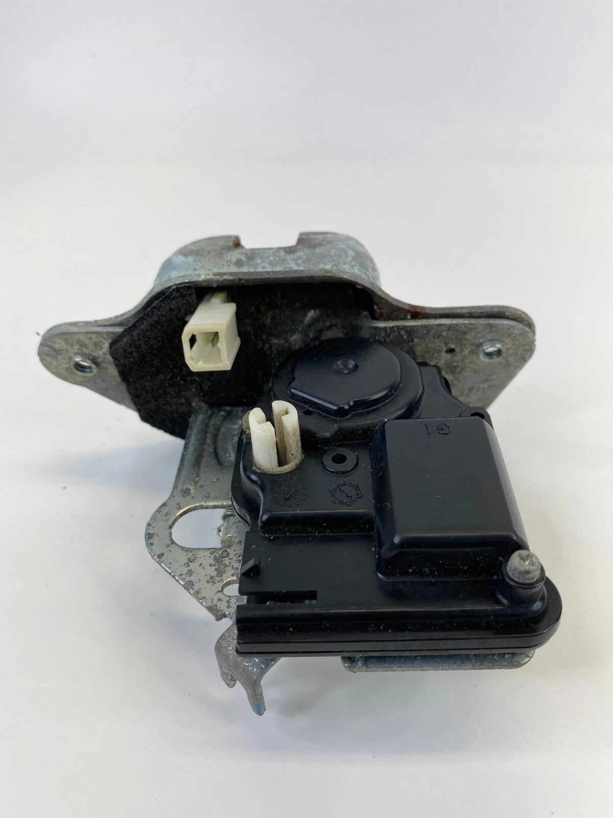 2008-2012 JEEP LIBERTY REAR LIFTGATE LOCK LATCH ACTUATOR OEM FACTORY