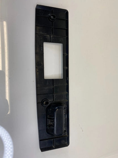 2001-2005 MERCEDES C240 98-05 CLK320 SEDAN INTERIOR TRUNK LID HANDLE BEZEL TRIM