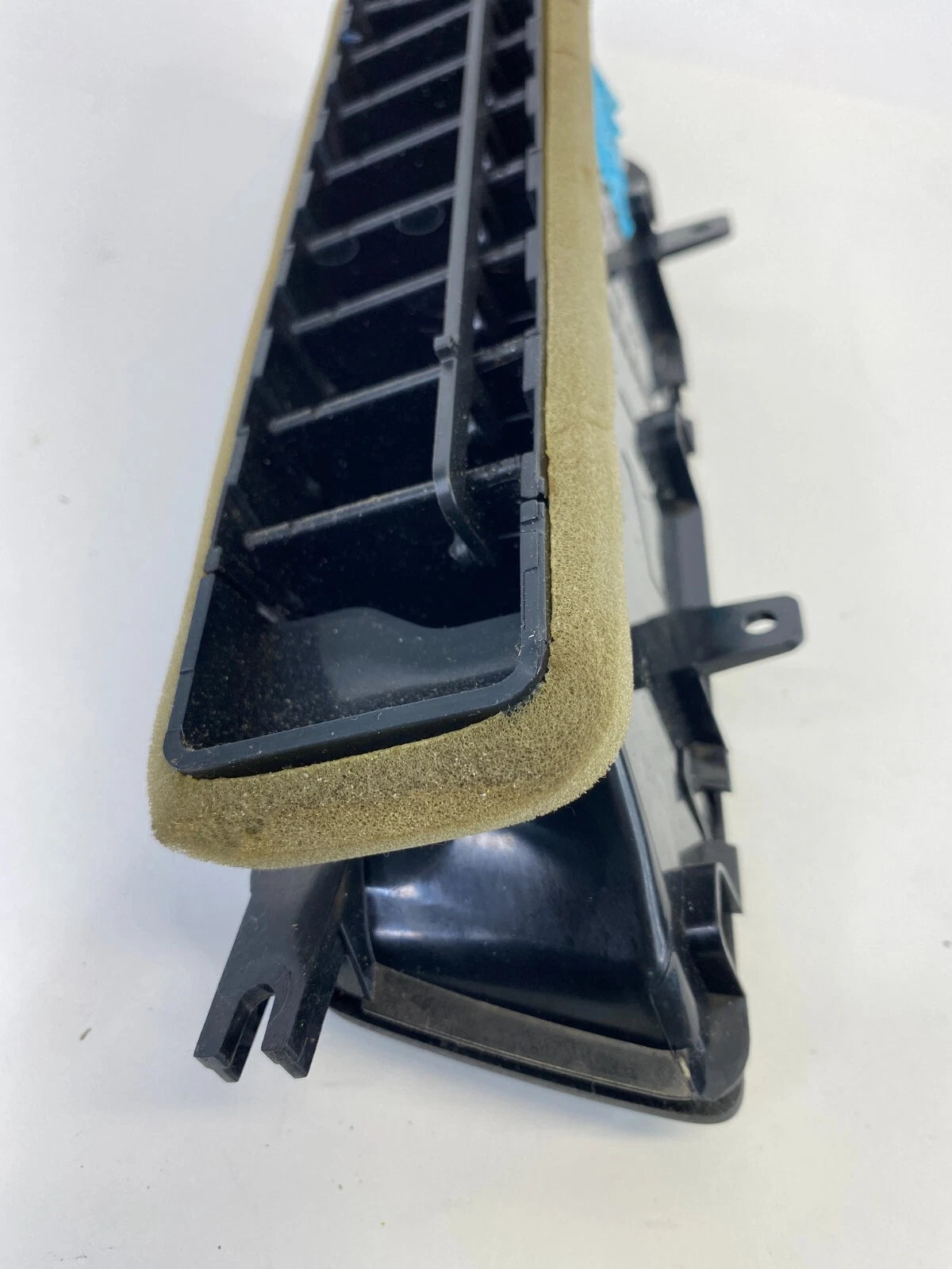 2007-2010 FORD EDGE DASH CENTER RIGHT SIDE A/C AIR VENT OUTLET 9T4319C681A OEM