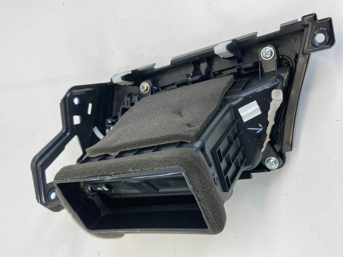 15-17 HYUNDAI SONATA FRONT LEFT DRIVER DASH AC OUTER AIR VENT PANEL 84990-C2000