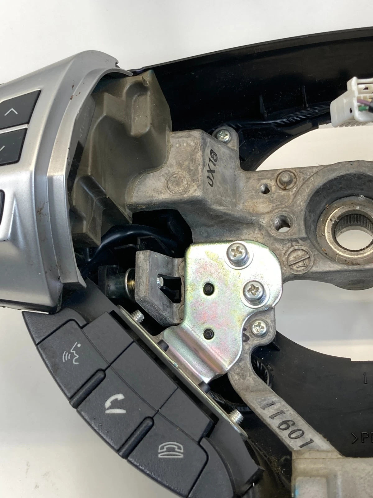 2011-2013 Outlander Sport Steering Wheel w/ Switches Control Buttons OEM