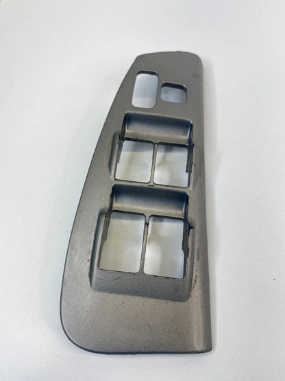 03-08 TOYOTA MATRIX FRONT LEFT DOOR WINDOW SWITCH BEZEL COVER TRIM 74232-01030