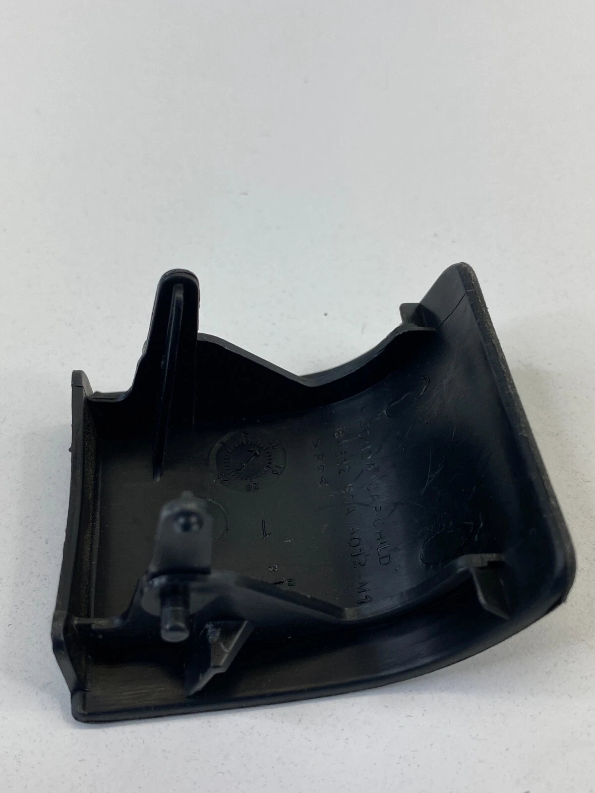 2003-2007 HONDA ACCOD SEDAN REAR BODY CHILD ANCHOR COVER TRIM RESTRAIN 84512SDA