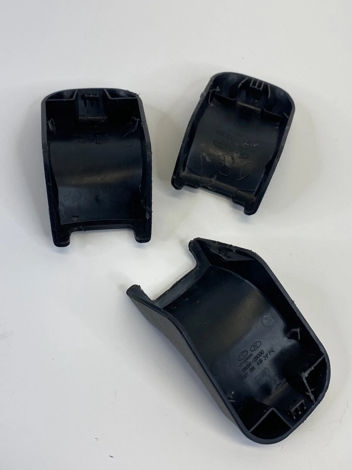 07-09 HYUNDAI SANTA FE FRONT & REAR SEAT TRACK COVER TRIM SET 88097-2B200 OEM
