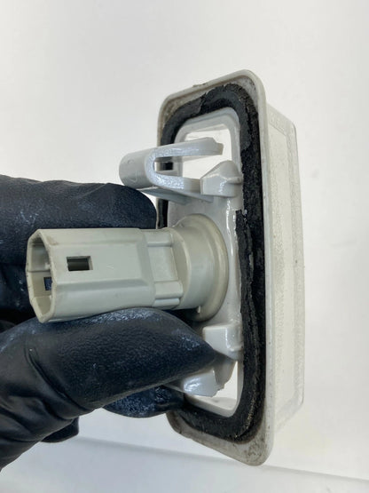 2003-2008 TOYOTA COROLLA 00-04 AVALON REAR TRUNK LICENSE PLATE LIGHT LAMP OEM