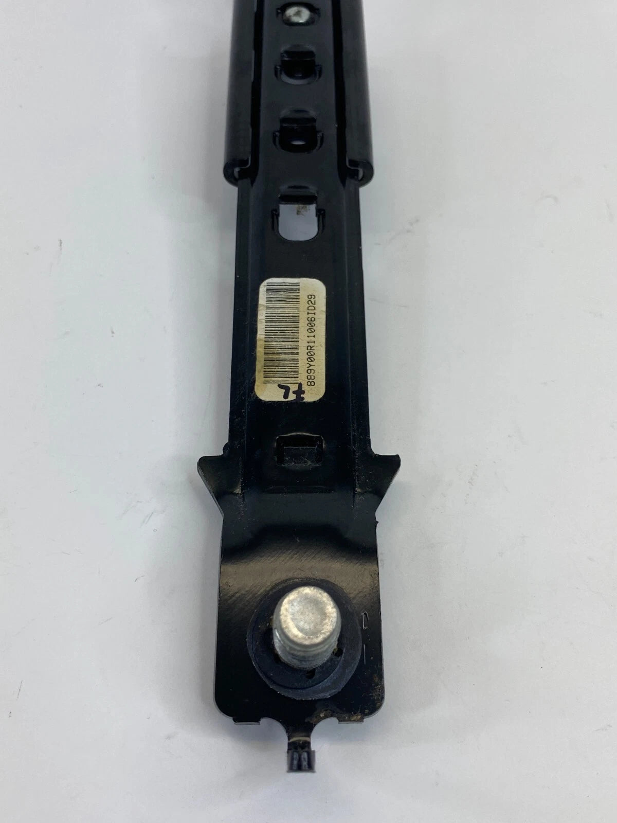 11 12 13 14 15 16 HYUNDAI ELANTRA FRONT LEFT SIDE SEAT BELT ADJUSTER HEIGHT OEM