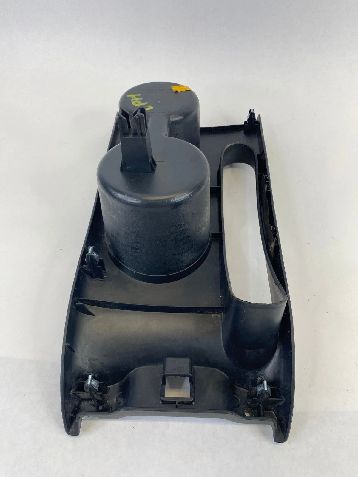 2013-2016 NISSAN SENTRA CENTER CONSOLE CUP HOLDER BEZEL CENTER OEM 96913-3SG0A-B