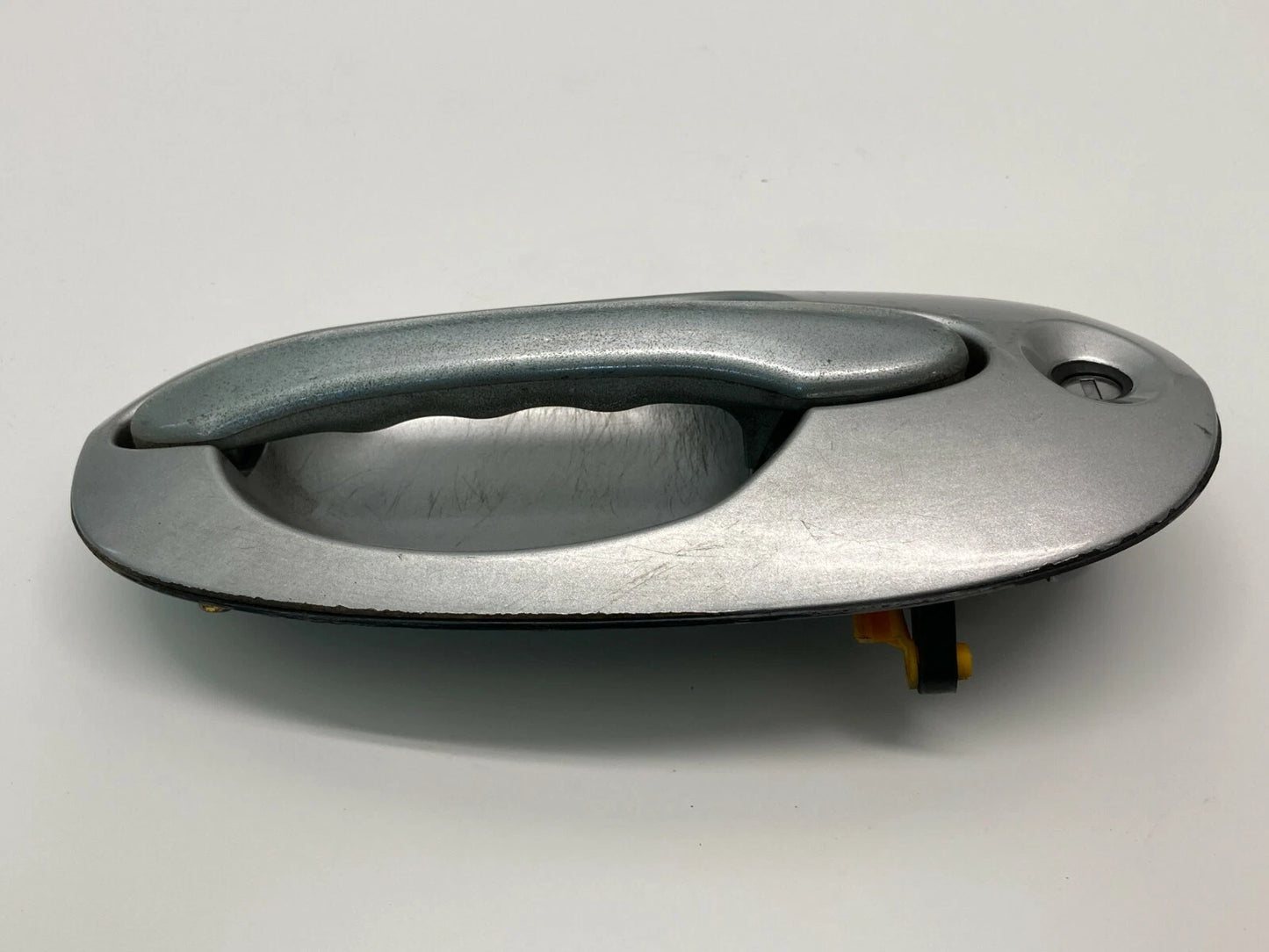 2004 2005 KIA SEDONA FRONT RIGHT PASSENGER SIDE EXTERIOR DOOR HANDLE K53A58410