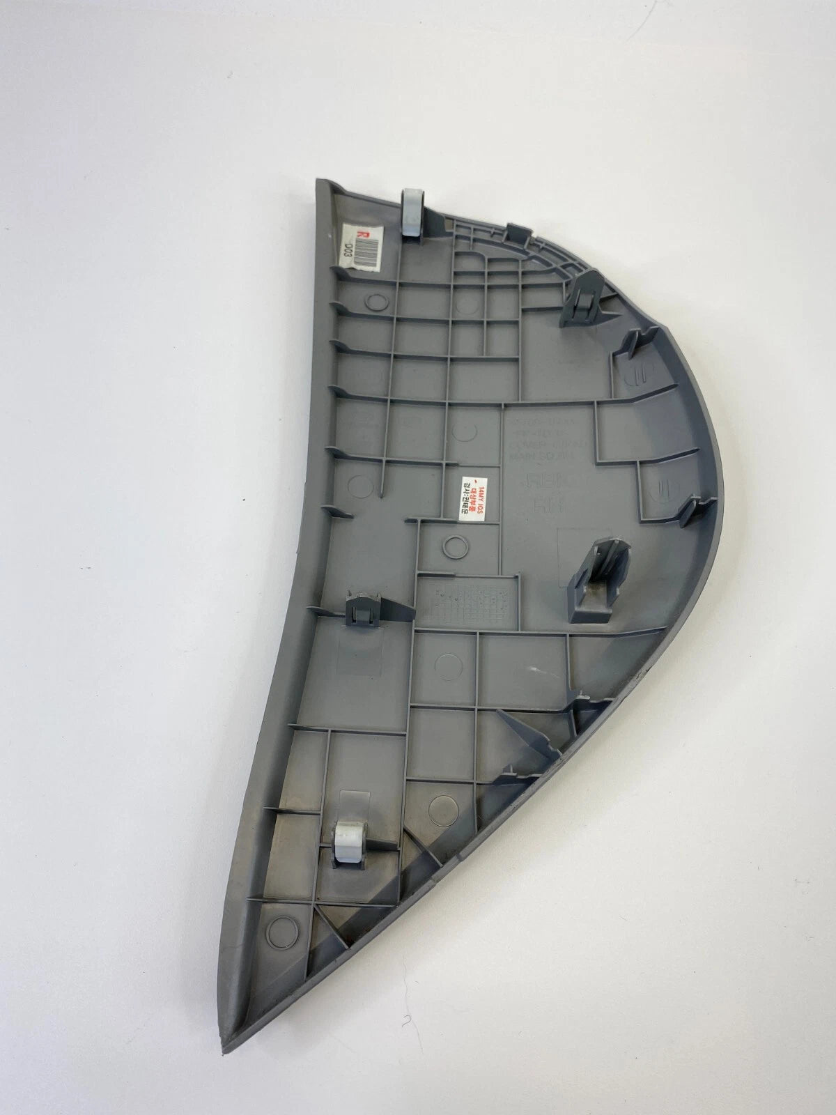2012-2017 HYUNDAI ACCENT DASH RIGHT SIDE END CAP COVER TRIM 84768-1R000 OEM