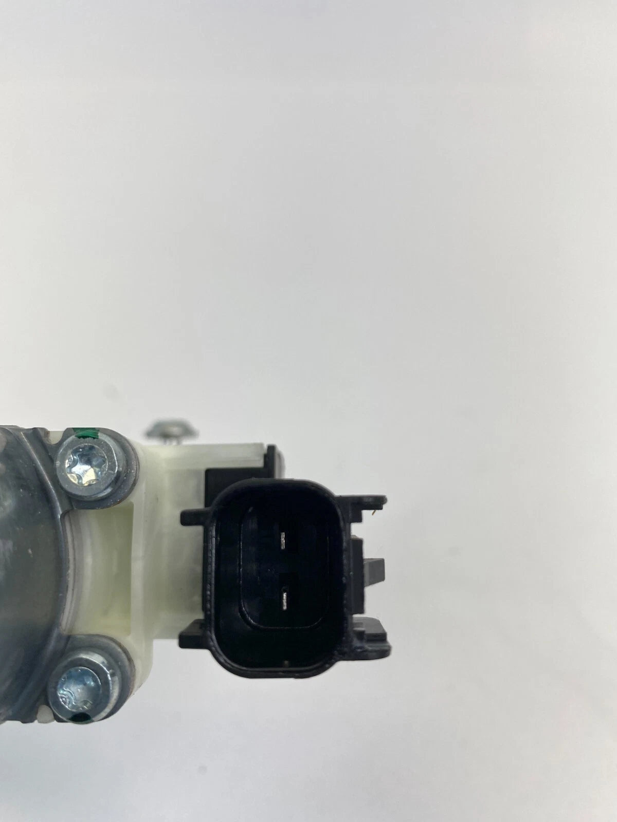 2012-2018 FORD FOCUS REAR RIGHT DOOR POWER WINDOW MOTOR CM51-A27000-AE 2 PINS