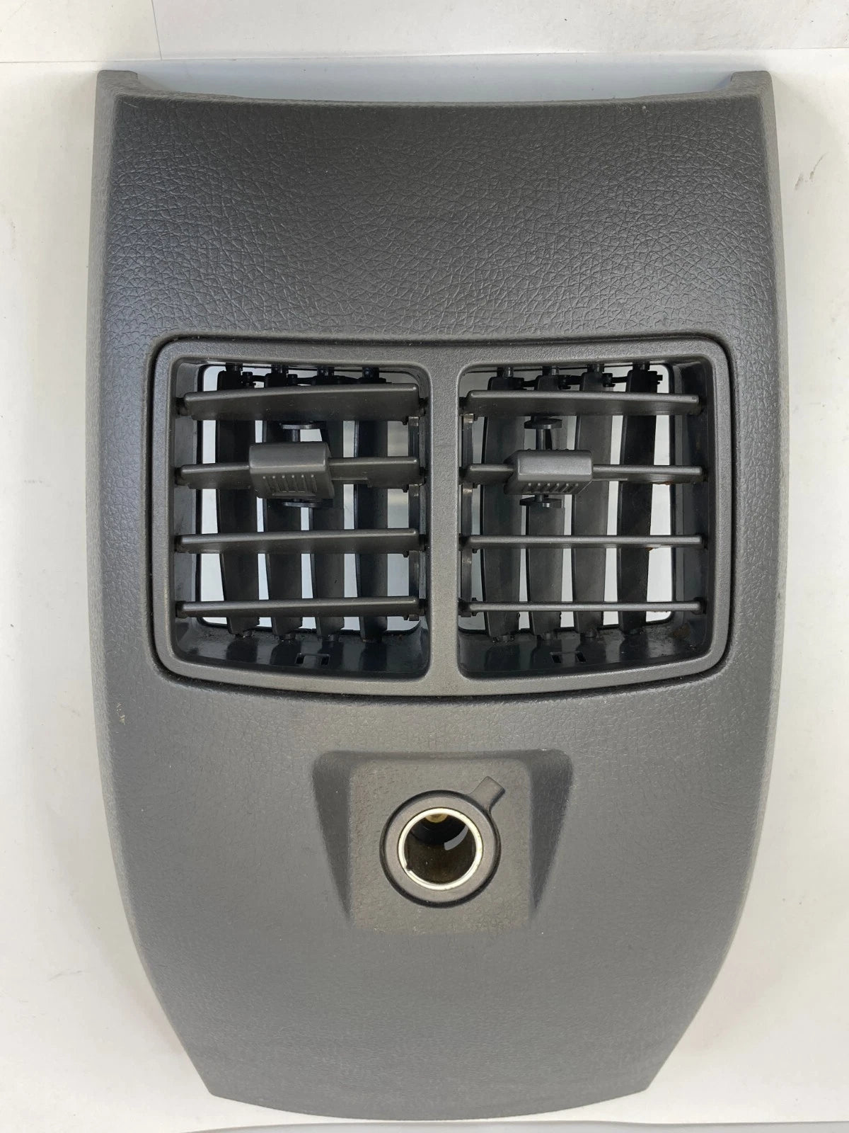 2008 LINCOLN MKX REAR CENTER CONSOLE AC AIR VENT W/ POWER OUTLET 8T4378045E24A