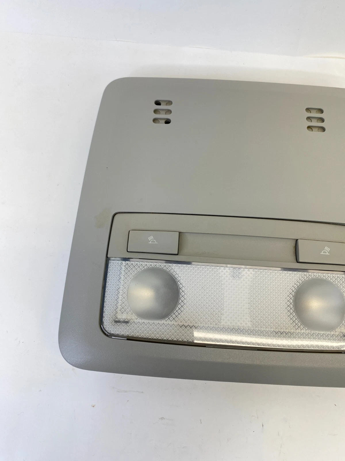 2012-2019 CHEVROLET SONIC FRONT OVERHEAD CONSOLE MAP LIGHT LAMP OEM