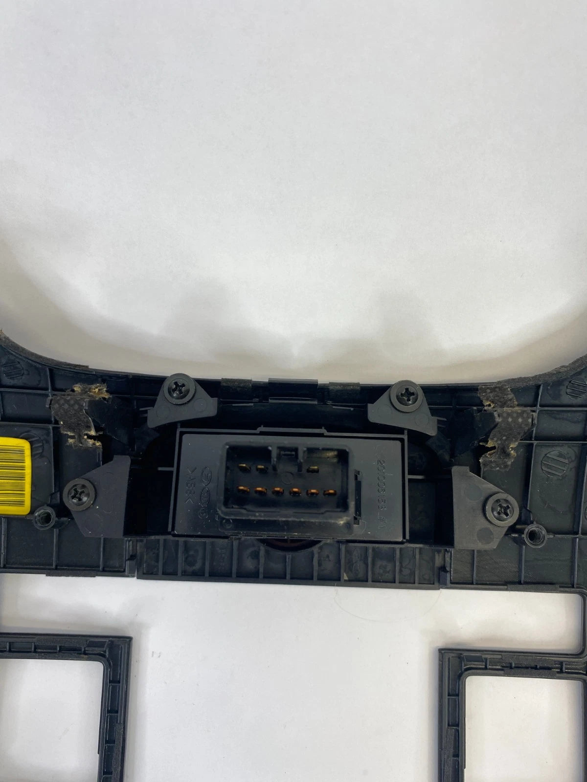2010-2013 KIA FORTE RADIO DASH BEZEL TRIM CLIMATE CONTROL SURROUND COVER