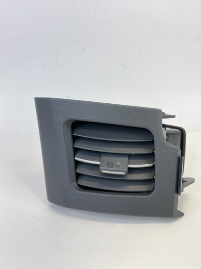2010-2015 Toyota Prius Dash Right Side Air Vent Grille Outlet 55662-47030 OEM