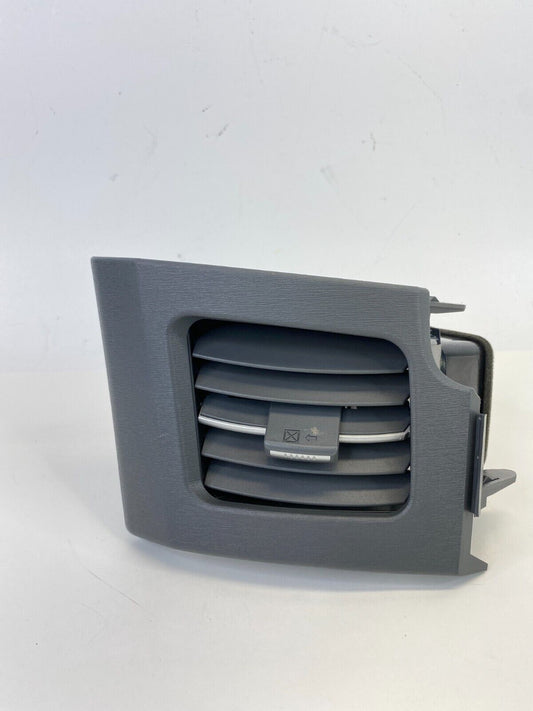 2010-2015 Toyota Prius Dash Right Side Air Vent Grille Outlet 55662-47030 OEM