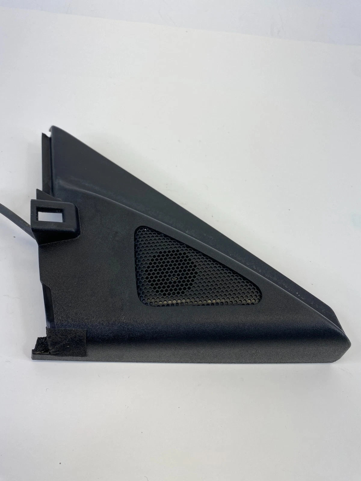 09-13 Infiniti G37 Sedan Front Right Door Tweeter Corner Cover Trim 28148-JK10A