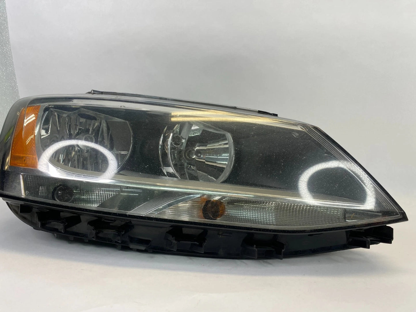 2011-2016 VOLKSWAGEN JETTA FRONT RIGHT SIDE HALOGEN HEADLIGHT LAMP 5C7941006 OEM