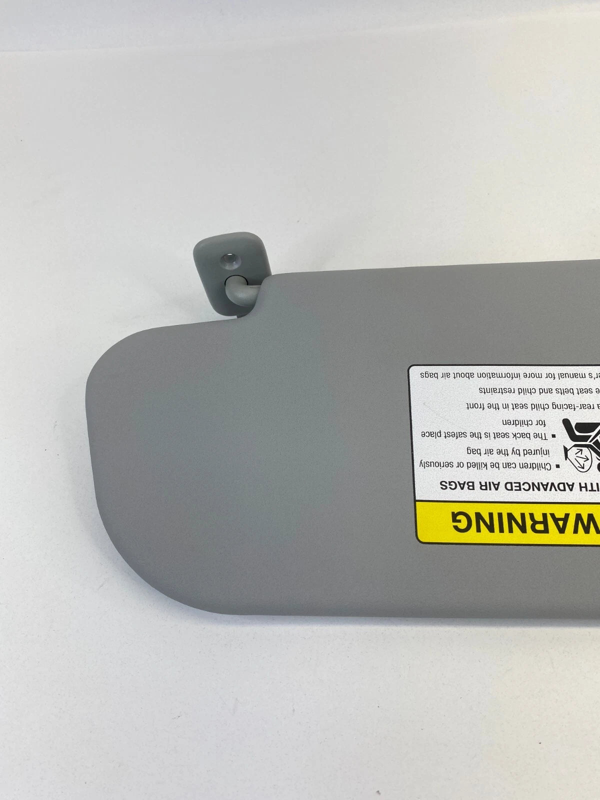 04-08 MAZDA 3 MAZDA3 SEDAN RIGHT PASSENGER SIDE SUNVISOR SUN VISOR SHADE GRAY