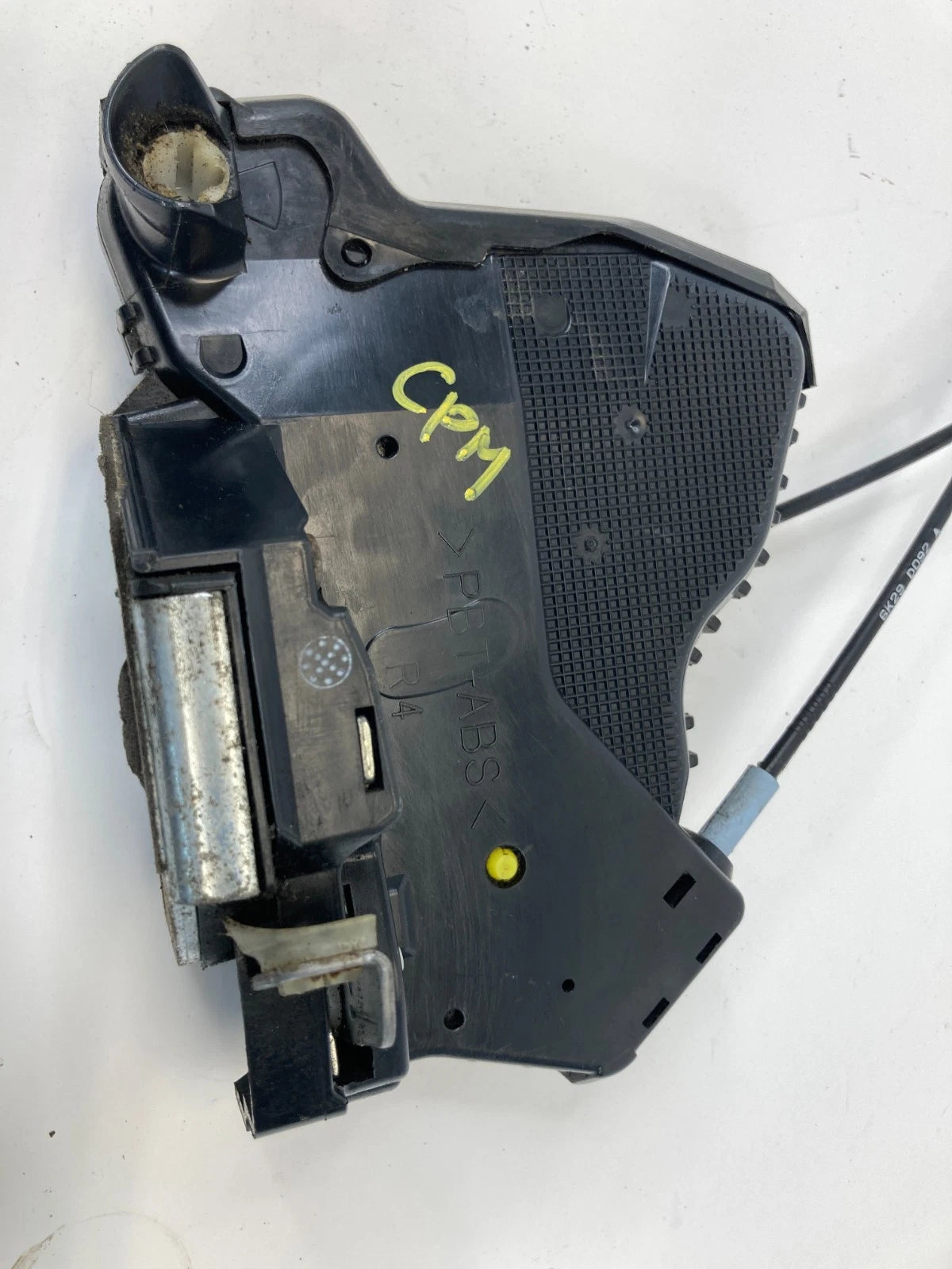 2004-2008 TOYOTA COROLLA FRONT RIGHT DOOR LOCK LATCH ACTUATOR W/O POWER LOCK OEM