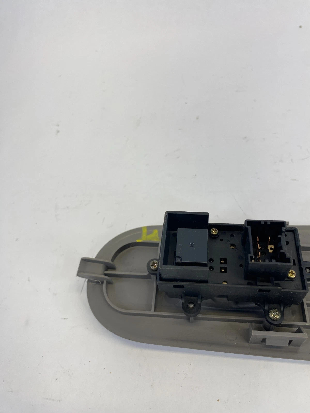 1999-2004 HONDA ODYSSEY FRONT RIGHT DOOR POWER WINDOW CONTROL SWITCH W BEZEL OEM