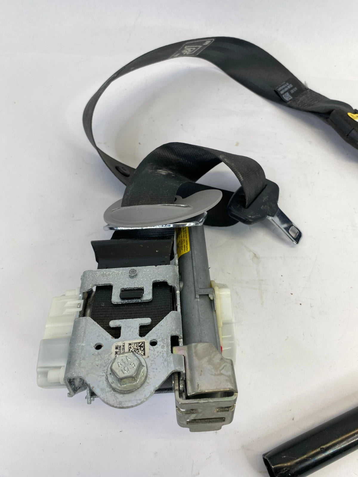 2011-2015 HYUNDAI SONATA HYBRID FRONT RIGHT SEAT BELT RETRACTOR OEM 888204R000RY