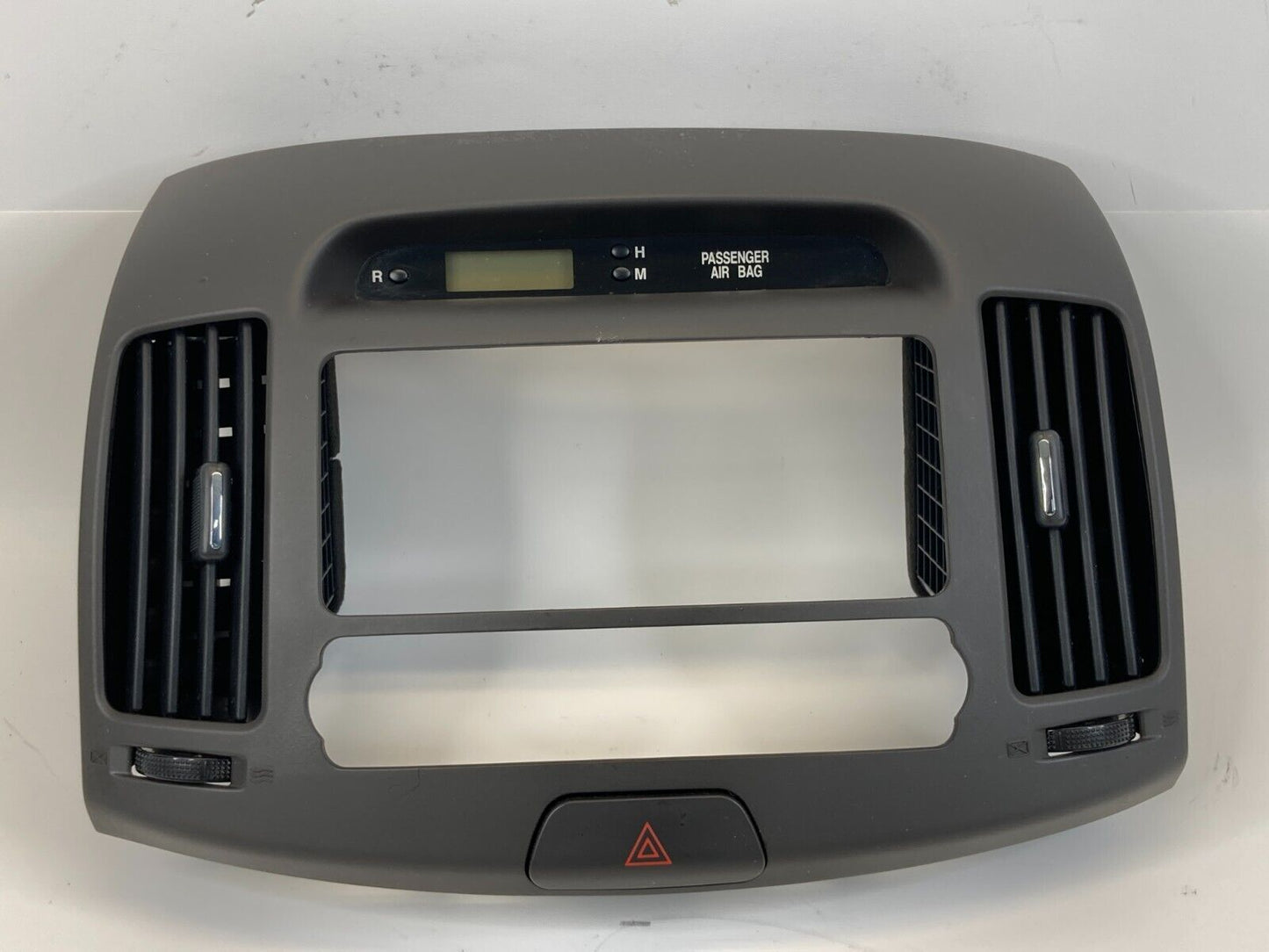 2007-2010 Hyundai Elantra Center Dash Radio Clock Climate Control Trim Bezel OEM