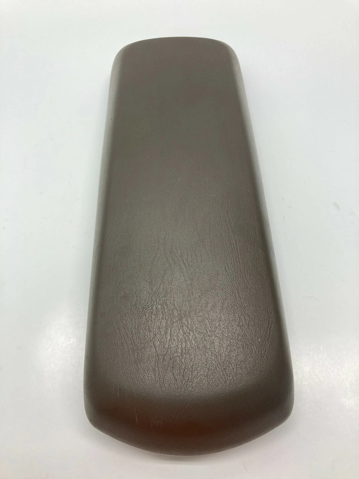 2006-2008 CHEVROLET MALIBU CENTER CONSOLE ARMREST ARM REST LID DOOR COVER OEM