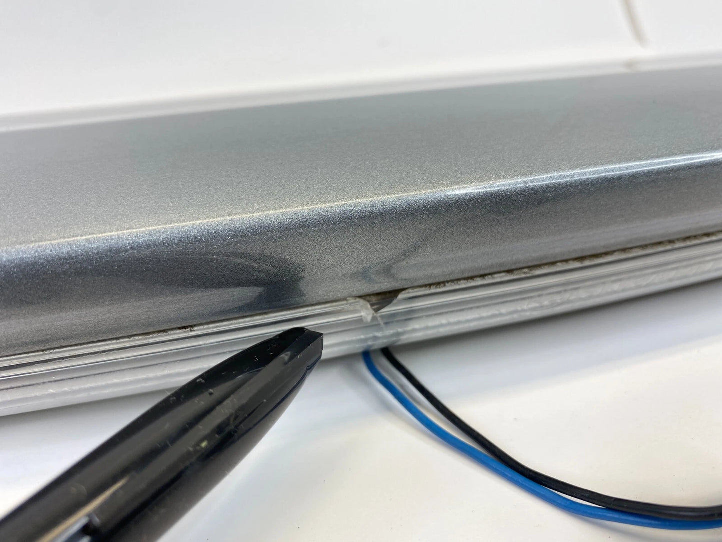 2010-2014 SUBARU LEGACY REAR TRUNK TAILGATE SPOILER 3RD BRAKE LIGHT E721SAJ0