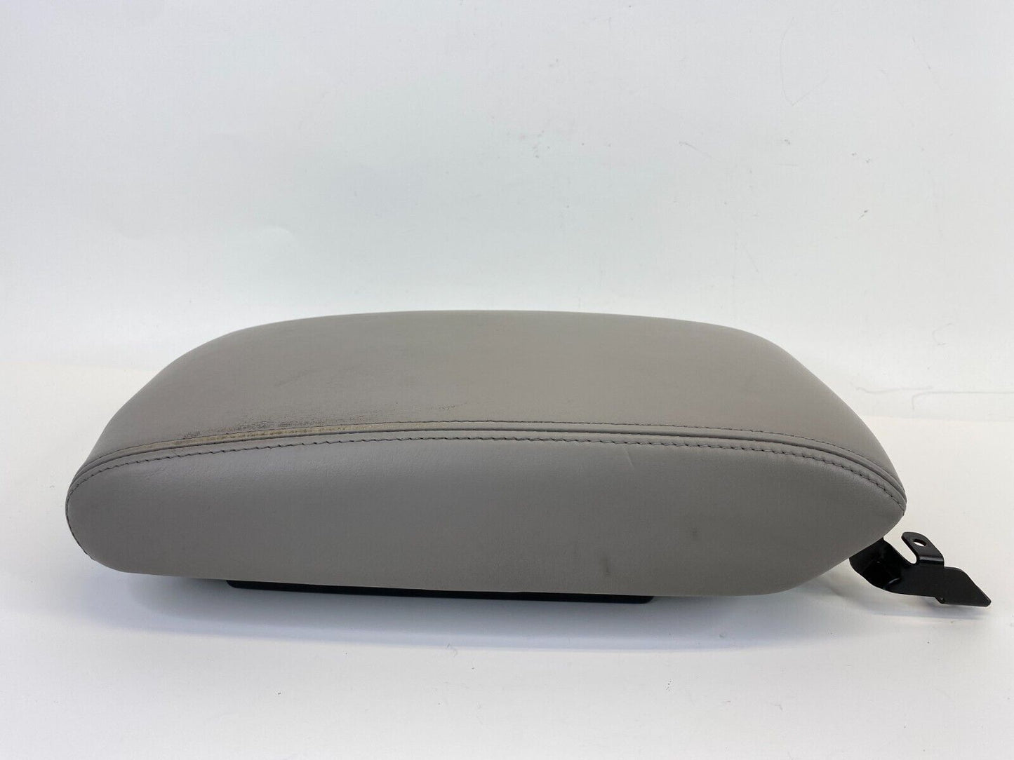 2002 2003 02 03 Lexus ES300 Center Console Armrest Arm Rest Lid Cover OEM