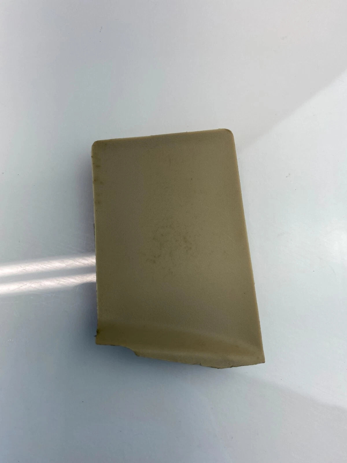 2008-2012 FORD ESCAPE FRONT RIGHT INNER DOOR HANDLE TRIM SCREW ACCESS COVER OEM